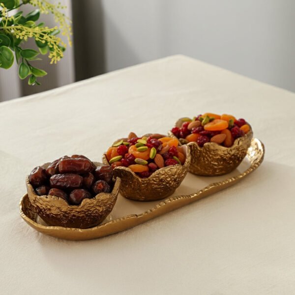 Elaris Tray & Bowl set in Gold