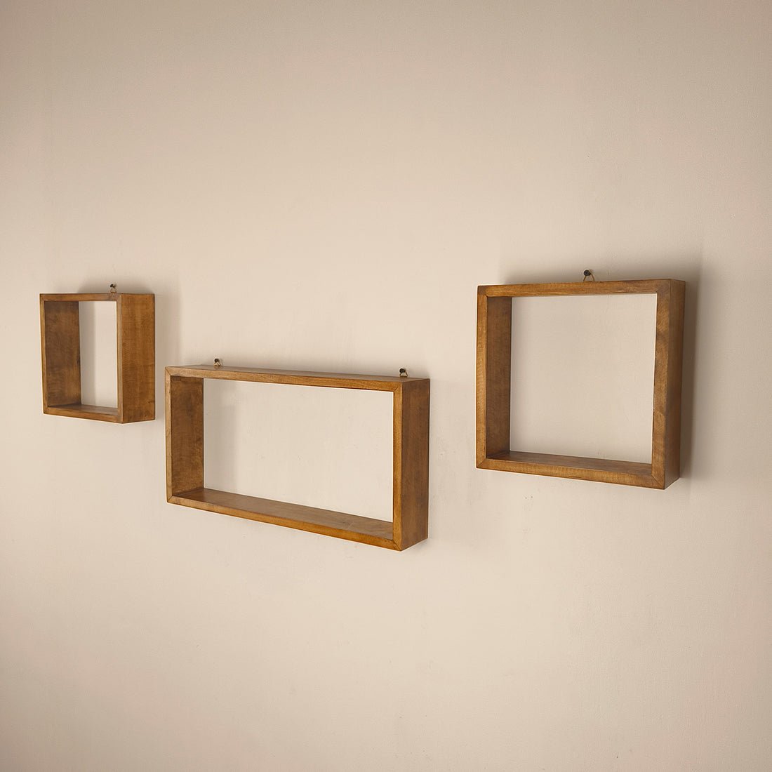 GEORGE III Rectangular Shaped Set of 3 Wooden Wall Shelves - Image 10