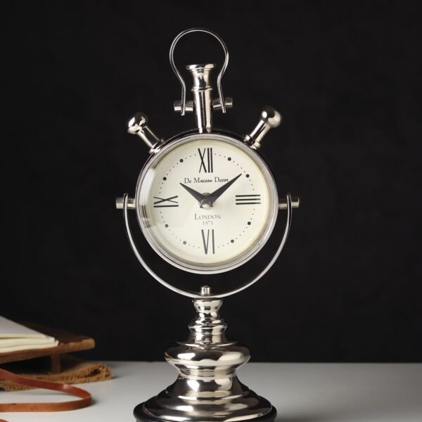 Aristotime Table clock in Silver