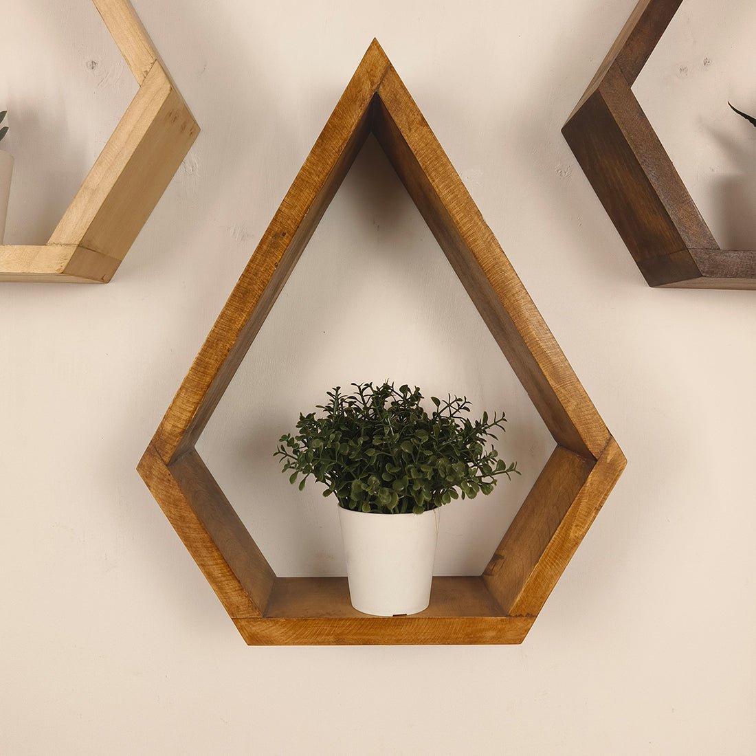 WILLIAM III Diamond Shaped Set of 3 Wooden Wall Shelves - Image 6
